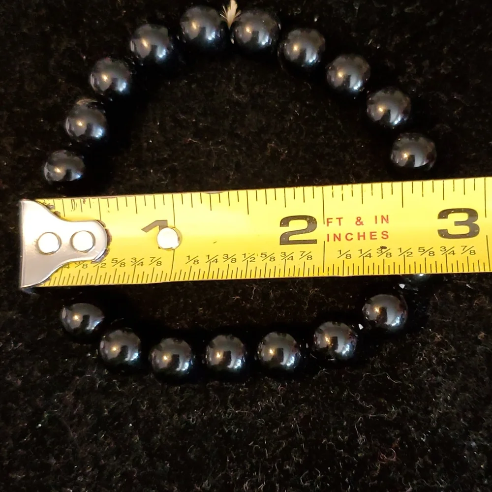 Black onyx look beaded stretch bracelet